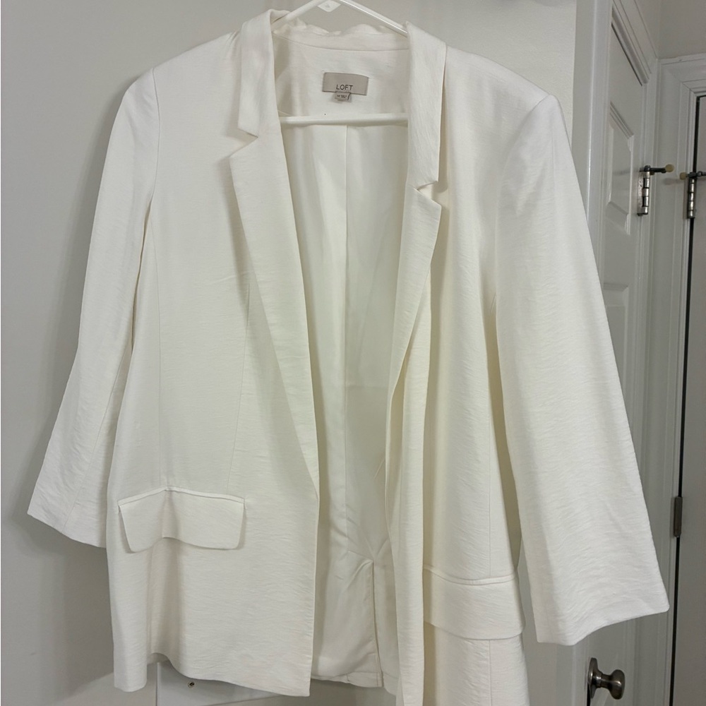 LOFT Women's Cream Blazer